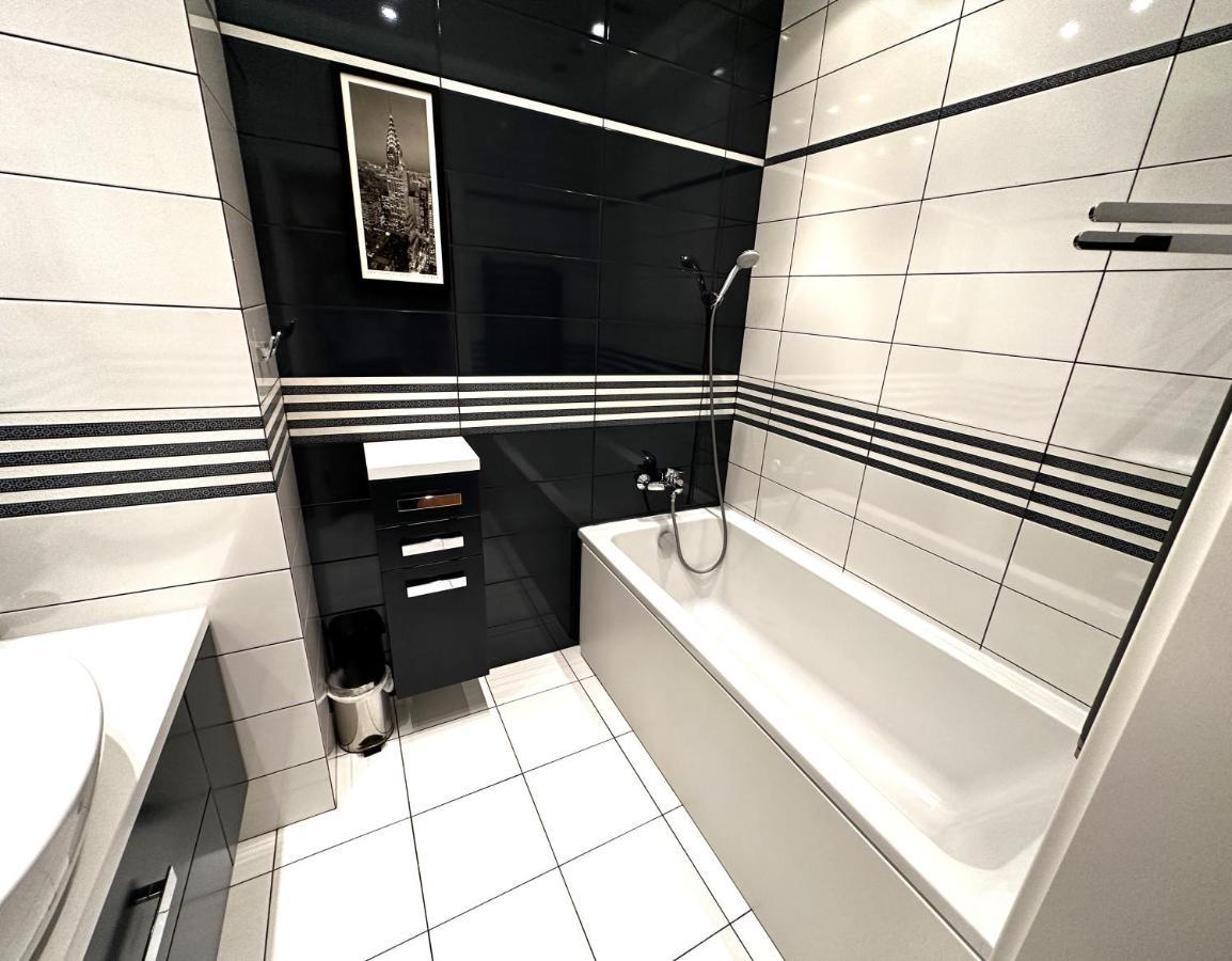 Apartament Wlodarzewska Варшава Екстериор снимка